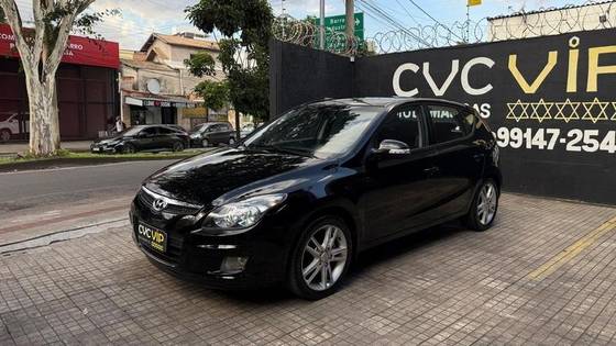 HYUNDAI I30 2.0 MPFI GLS 16V GASOLINA 4P AUTOMÁTICO HYUNDAI I30 2.0 MPFI GLS 16V GASOLINA 4P AUTOMÁTICO